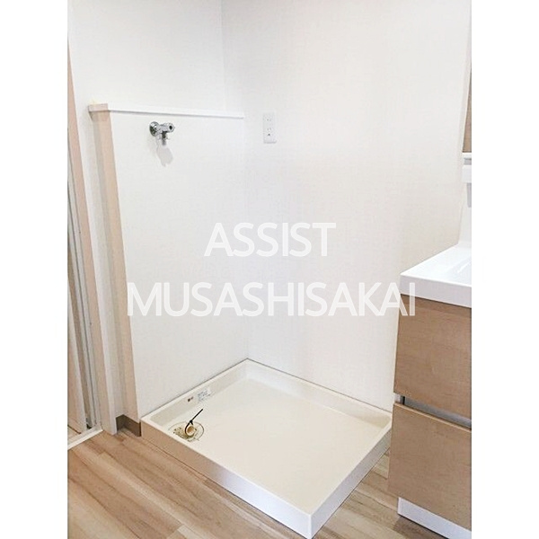 武蔵野パークヒルズの洗面所|写真：設備同仕様の別物件です