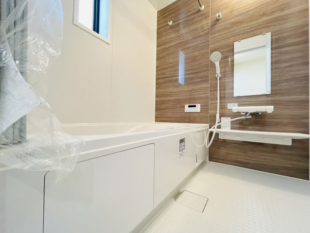 豊明市二村台一丁目21番の9一部『仲介手数料無料』新築戸建ての浴室
