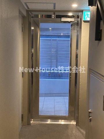 MAXIV CROS板橋のエントランス