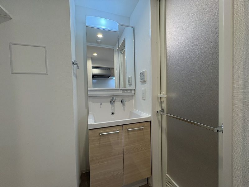 グランカーサ住吉Ⅲの独立洗面台