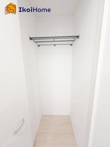 明石市大久保町谷八木第6　4号棟　新築戸建の収納|【ホームページに現地動画掲載中】●年中無休：当日予約可●収納も多く、荷物が多いお子様なども安心です。