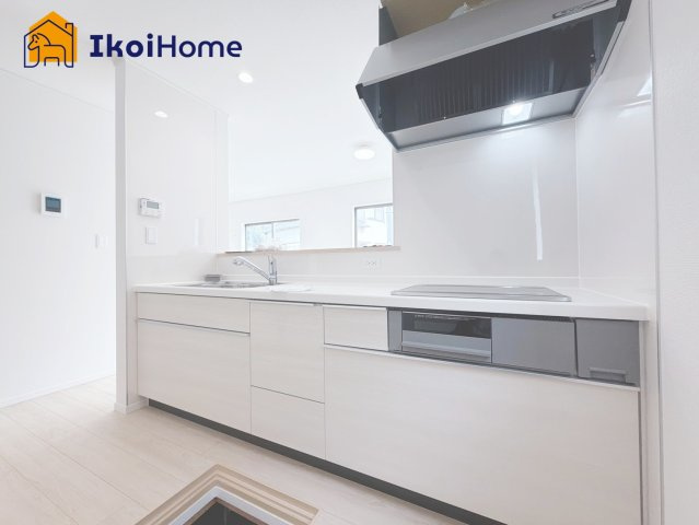 明石市大久保町谷八木第6　4号棟　のキッチン|【ホームページに現地動画掲載中】●年中無休：当日予約可●人気の対面キッチン♪調理スペースもゆったり！