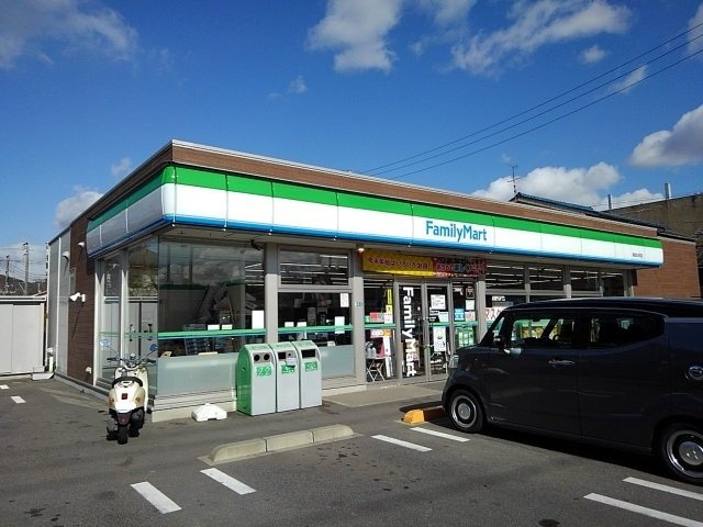 【周辺】 | ベルメゾン福地Ｄ | ファミリーマート尾道古浜町店まで1300m