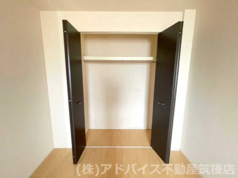 筑後市大字長浜の賃貸マンションの収納