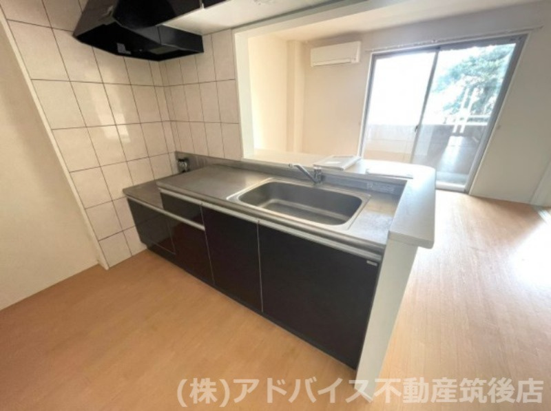 筑後市大字長浜の賃貸マンションのキッチン|きれいなキッチン