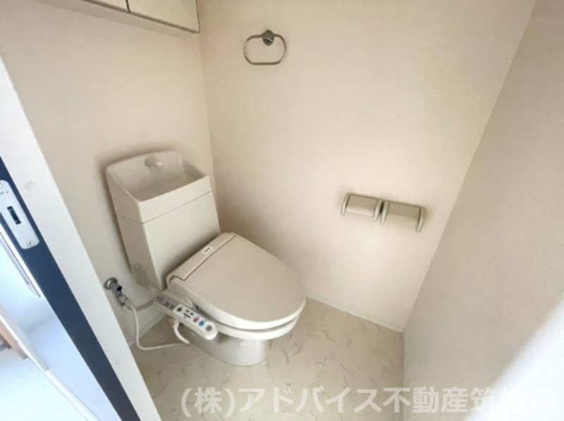 筑後市大字長浜の賃貸マンションのトイレ|ウォシュレット付き