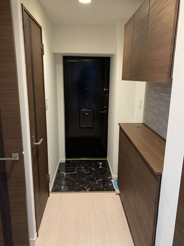 渋谷アムフラットの玄関