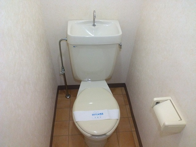 パークヒルアダチのトイレ|生活しやすいバストイレ別