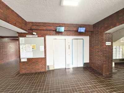 【設備】 | 友渕コーポ | 【エレベーター】荷物が多い日も楽々にお部屋に運べますね！エレベーター２基あるので、忙しい時間帯も安心ですね！