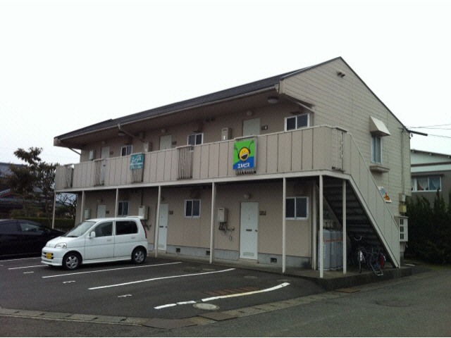 サンブリーズの外観