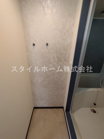 ヤマニあけぼのサンハイツC棟の玄関