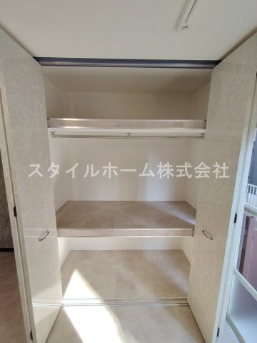 ヤマニあけぼのサンハイツC棟の収納