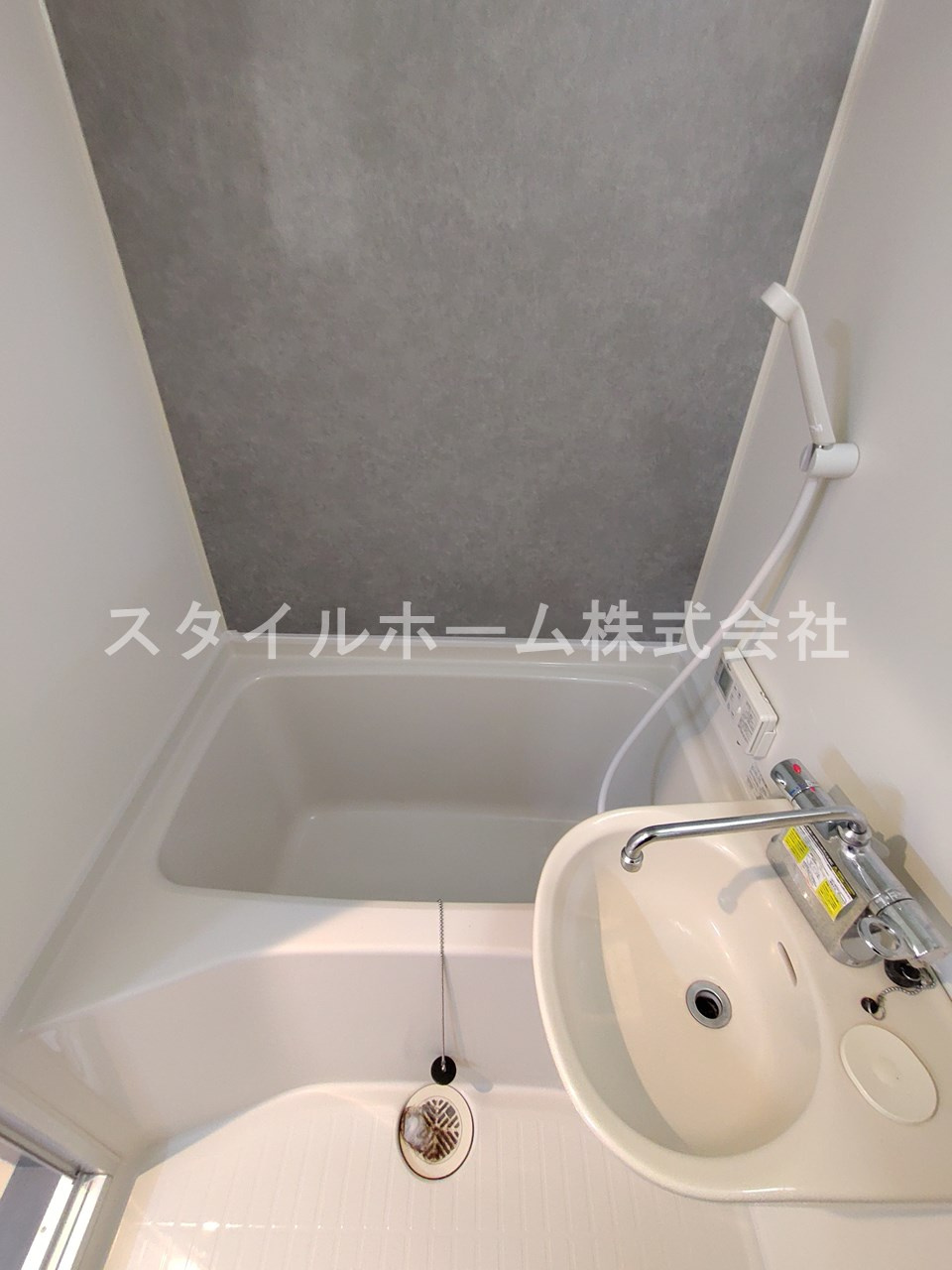 ヤマニあけぼのサンハイツC棟の浴室