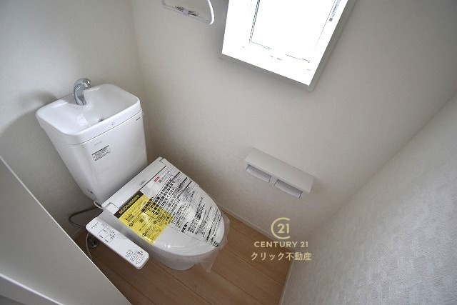 Cradlegarden　 ひたちなか市平磯町　第2　1のトイレ|毎日使う空間と機能だから、いつまでも清潔なスペースであってほしいのがトイレです。お掃除しやすいシンプルなデザインです。