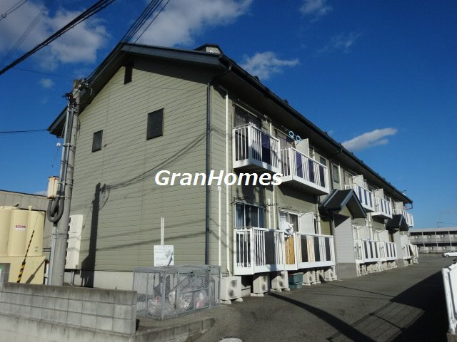 ナイスワン竜野駅前