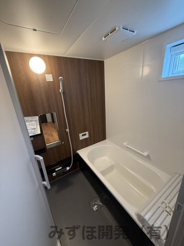 東根市本町4-26　No5の浴室
