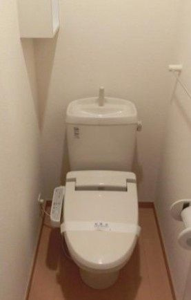 feeth日暮里のトイレ