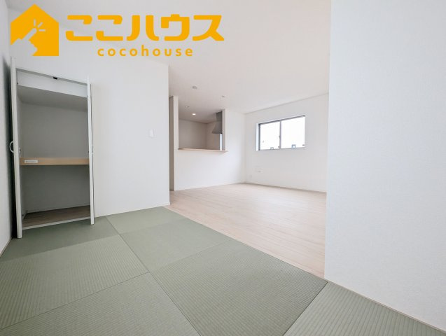 うるま市与那城屋慶名第6　クレイドルガーデン　新築戸建て　全4棟　1号棟の和室|お子様の遊び場としても使えるタタミコーナー