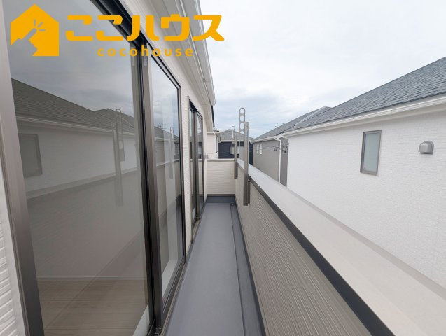 うるま市与那城屋慶名第6　クレイドルガーデン　新築戸建て　全4棟　1号棟のバルコニー|広々ワイドバルコニー