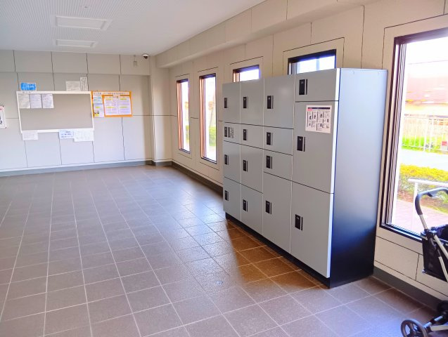 エンゼルハイム富士参番館　富士市水戸島の設備|宅配ボックスがあります。安心してネット通販でお買い物が出来ますね。