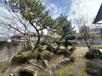 【庭】 | 丹波篠山市岩崎戸建