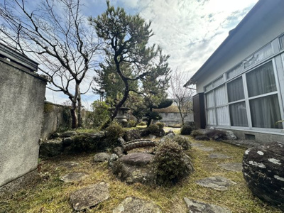 【庭】 | 丹波篠山市岩崎戸建