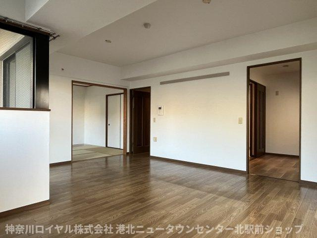 【居間・リビング】