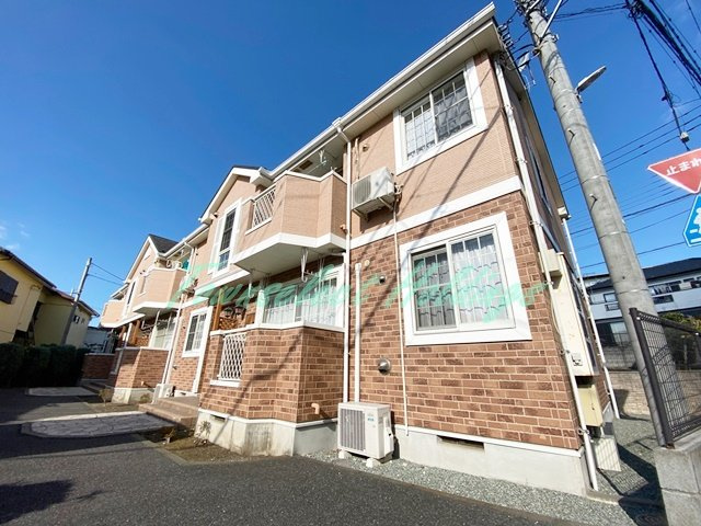 藤沢市善行坂２丁目のアパート