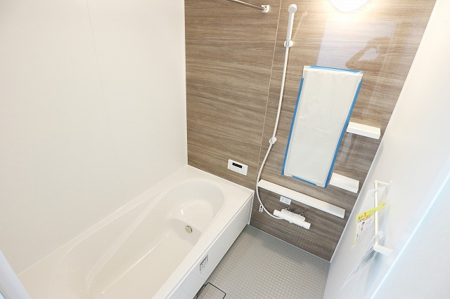 アフィット草津東Aの浴室