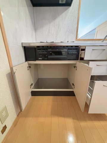 【キッチン】 | Amitie | 退去前のため別部屋の写真です。現況を優先します。