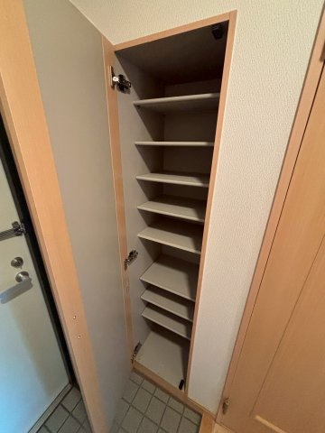 【収納】 | Amitie | 退去前のため別部屋の写真です。現況を優先します。