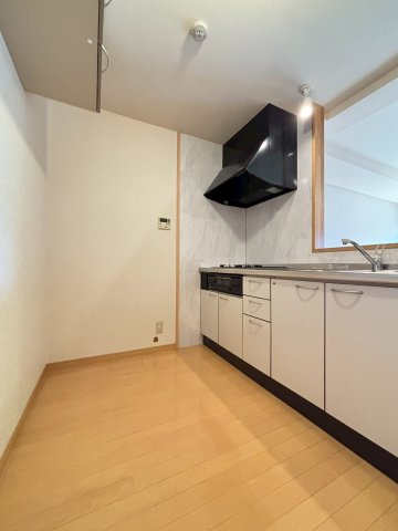 【内装】 | Amitie | 退去前のため別部屋の写真です。現況を優先します。