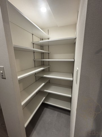 プランドール新北野の玄関