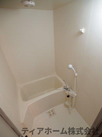 パセオ白鳳B棟の浴室|日々の暮らしに欠かせないお風呂です