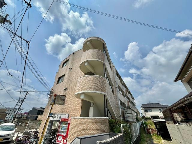 ジュネス白国の外観