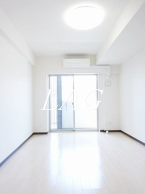 【居間・リビング】 | ＸＥＢＥＣ高井戸 | 洋室のお部屋です。