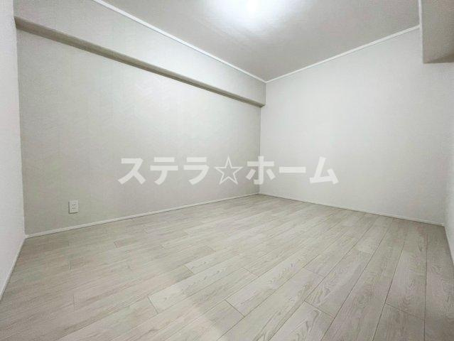 サニーハウス茨木の洋室|明るい洋室です