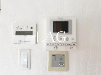 【セキュリティ】 | 岸田ハウス | モニターつきインターホンです。