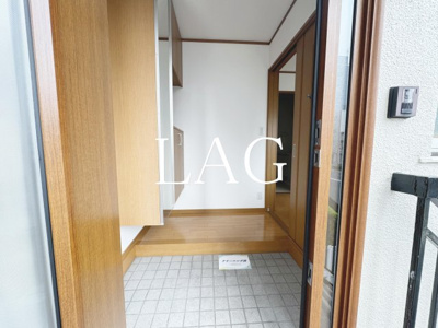 【玄関】 | 岸田ハウス | 玄関です。