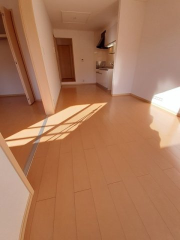 インノバーレジール富永の居間・リビング|広いリビング☆