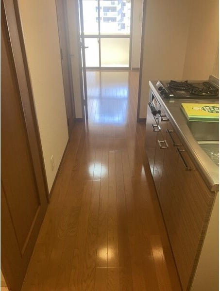 アールズタワー池下西の玄関