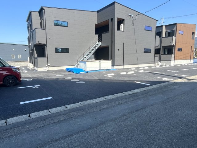ＥＬＭＡＲＳＯの駐車場