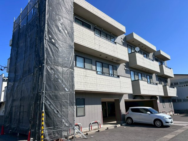 秋田県秋田市　一棟マンションの外観