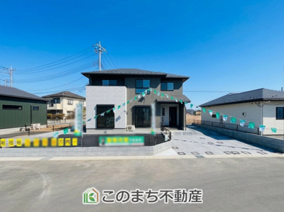【駐車場】 | ワイウッドコート小山市中久喜第1期　1号棟 | 横並びに2台駐車可能♪