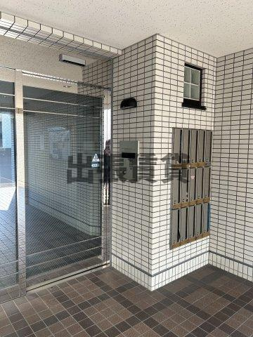 仲介手数料0円！！サンライトマンションのエントランス