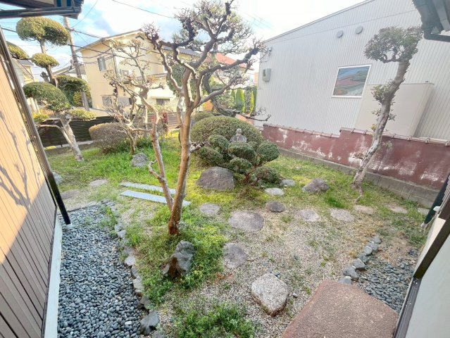 学園朝日元町戸建の庭