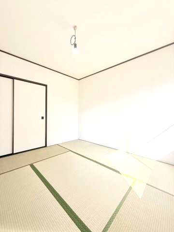 【 仲介手数料半額対象物件 】ハミングタウン久留米G棟の和室|6帖の和室