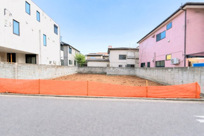 【外観】 | ◆保土ヶ谷区神戸町　建築条件無し売地◆ | ◆開発道路を囲むように区割りされた敷地。開放感や明るい雰囲気は素晴らしい条件です。