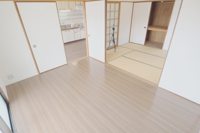 第2大上ビルの寝室