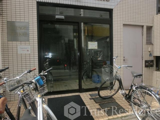 【エントランス】